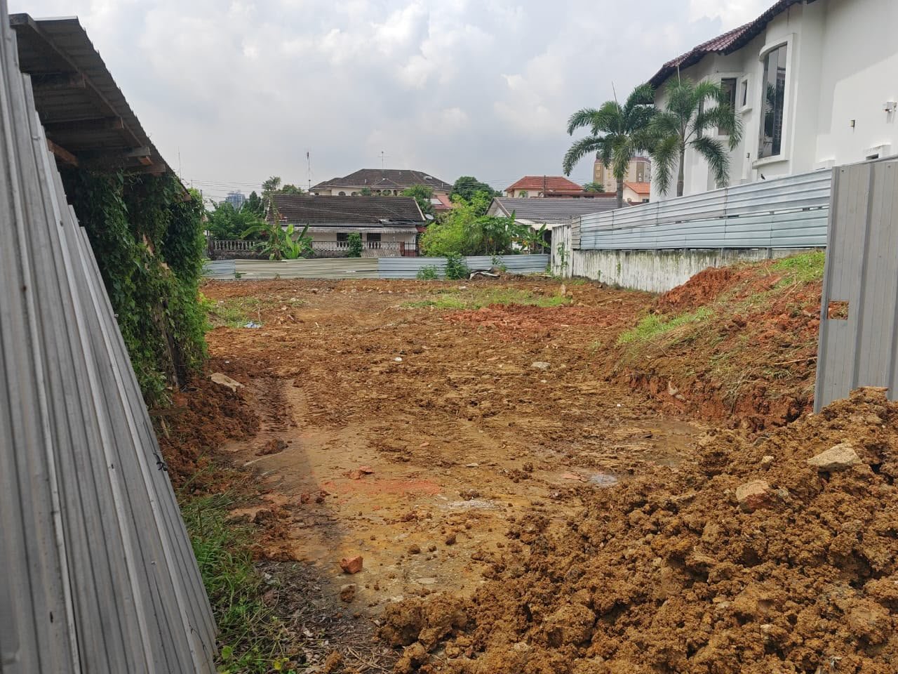 Bungalow Land for Sale property photo 2