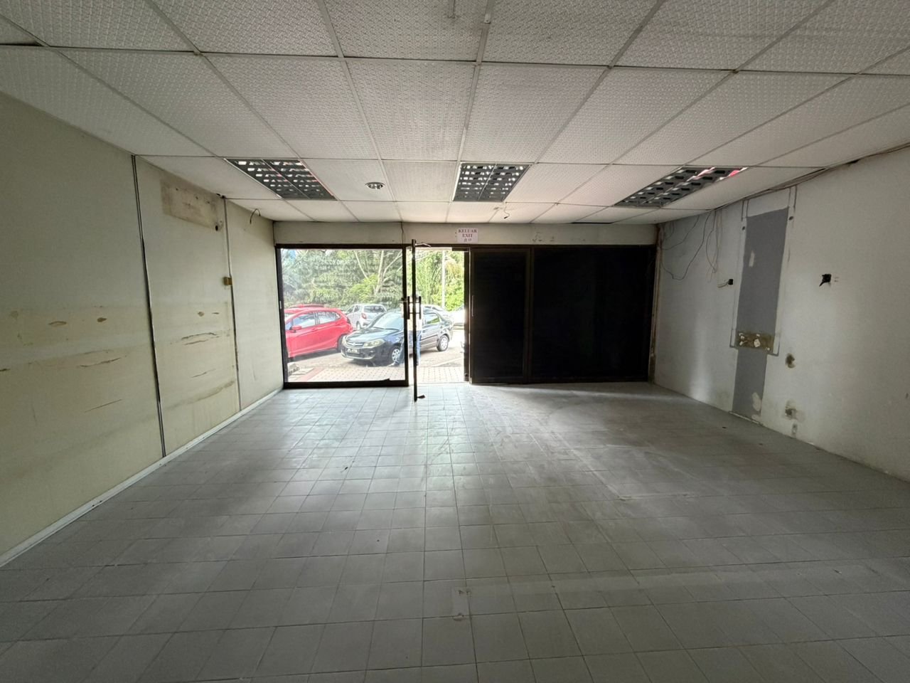 Ground Floor Shoplot for Rent property photo 2
