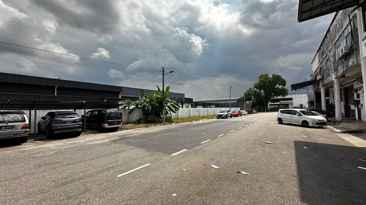 3 Adjoining Terrace Factories for Sale property photo 3