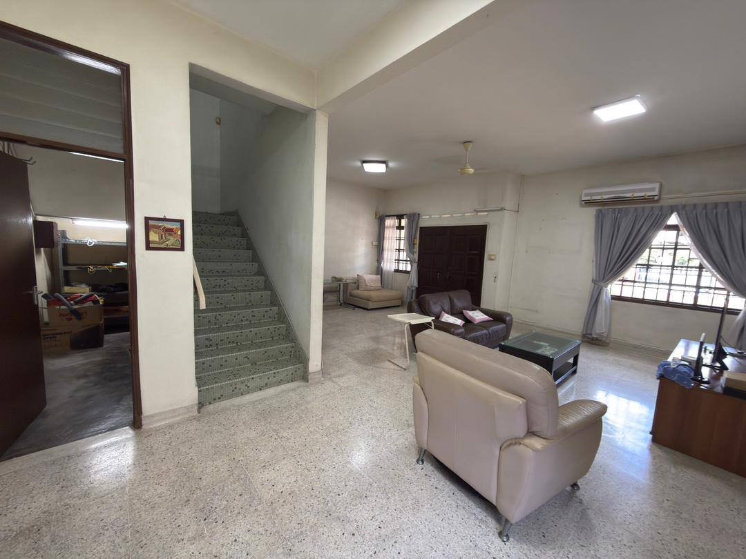 Double Storey Semi-Detached House for Sale property photo 4