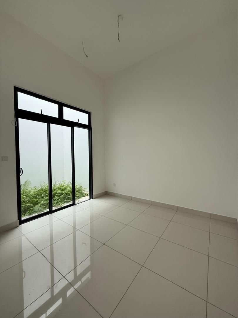 Double Storey Cluster House for Sale property photo 5