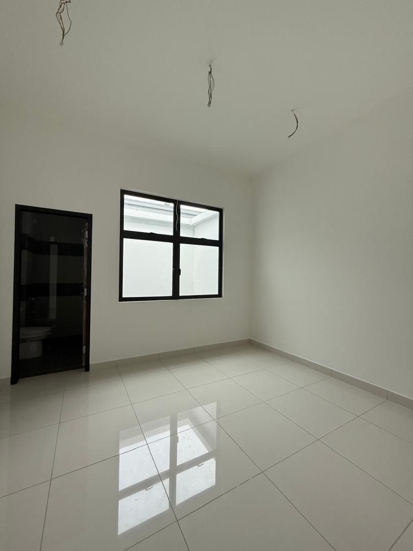 Double Storey Cluster House for Sale property photo 7