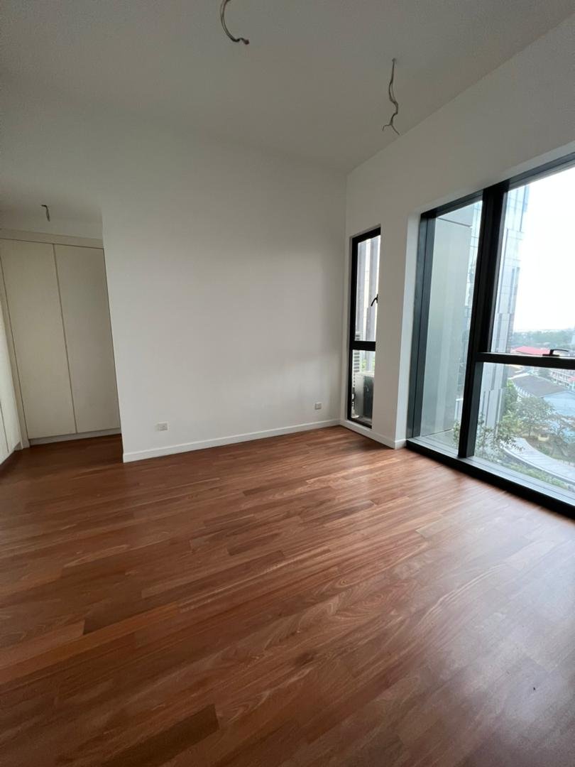Luxury Condominium for Sale property photo 7
