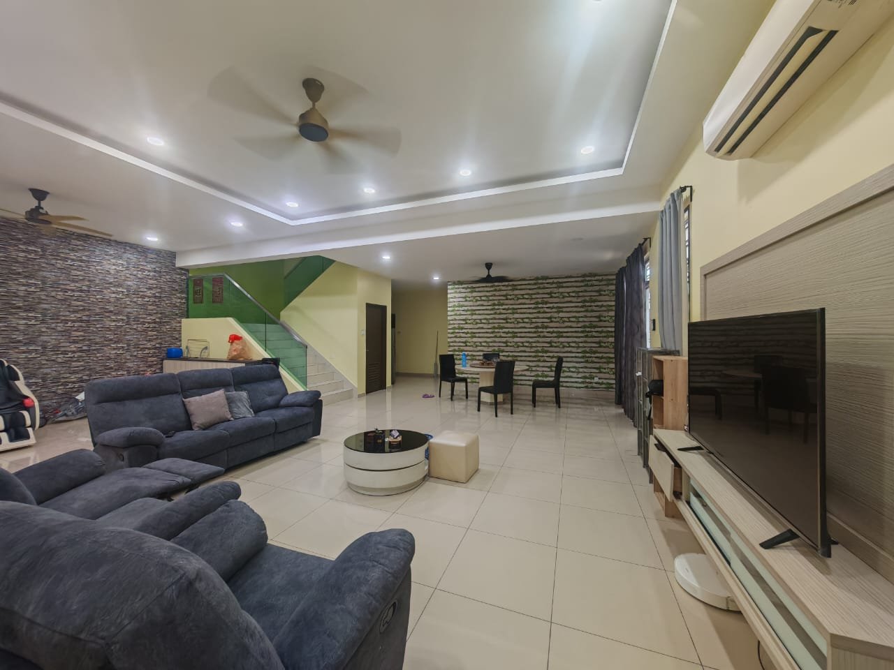 Double Storey Semi-Detached House for Sale / Rent property photo 10