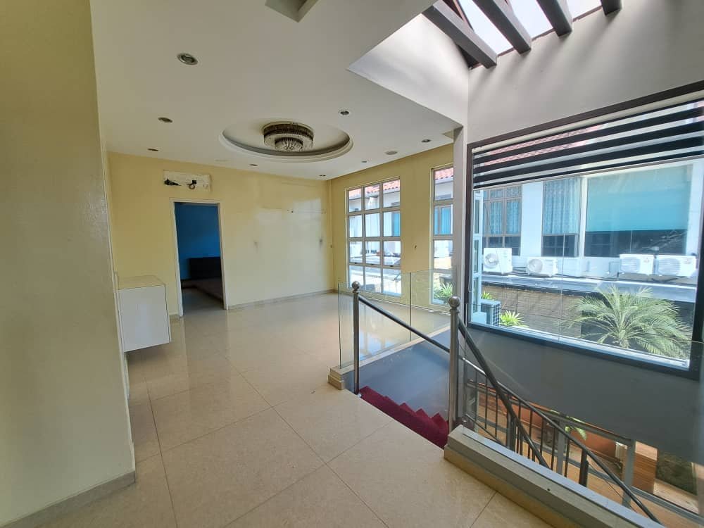 Double Storey Semi-Detached House for Sale property photo 11