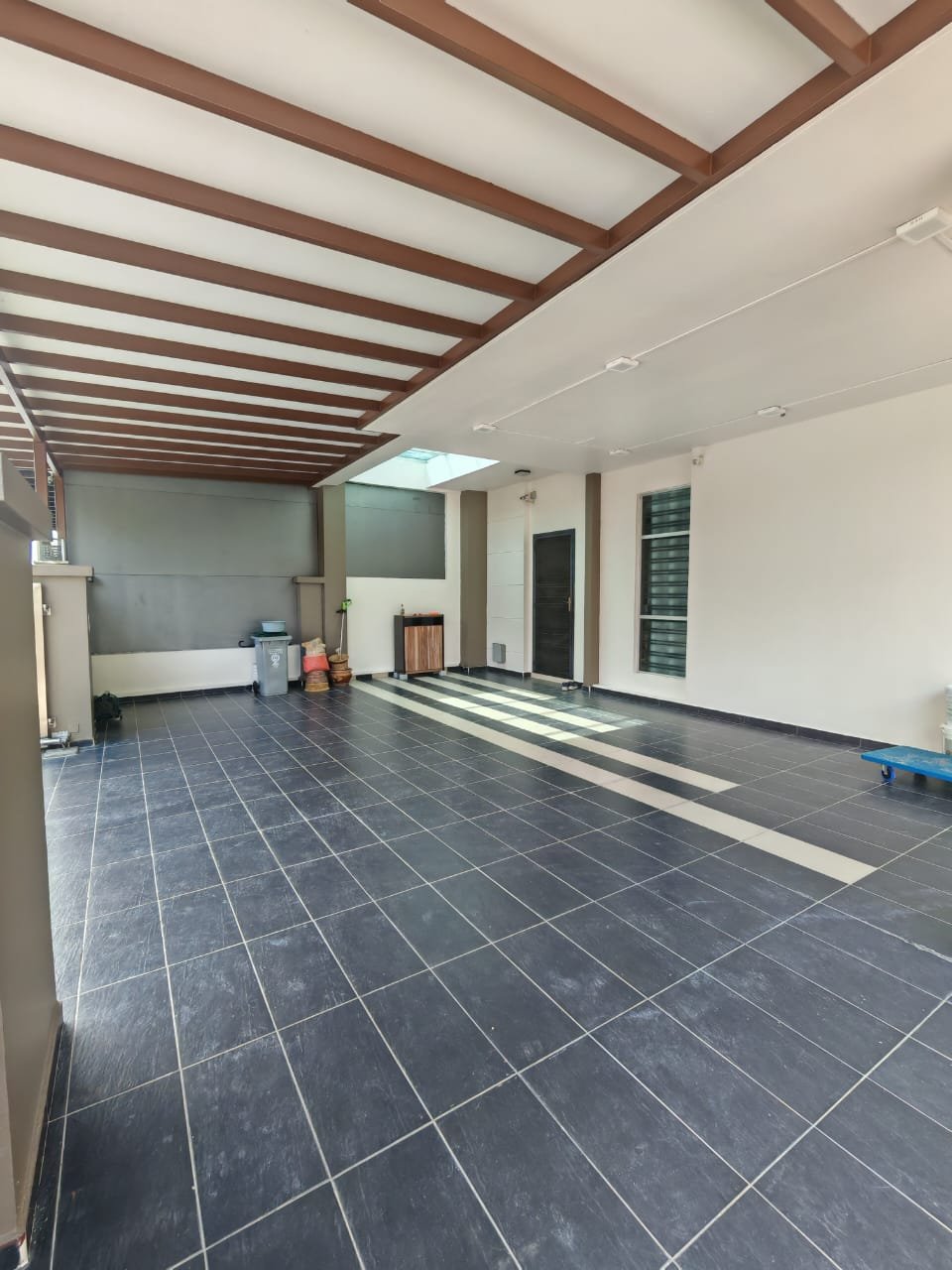 Double Storey Semi-Detached House for Sale / Rent property photo 18