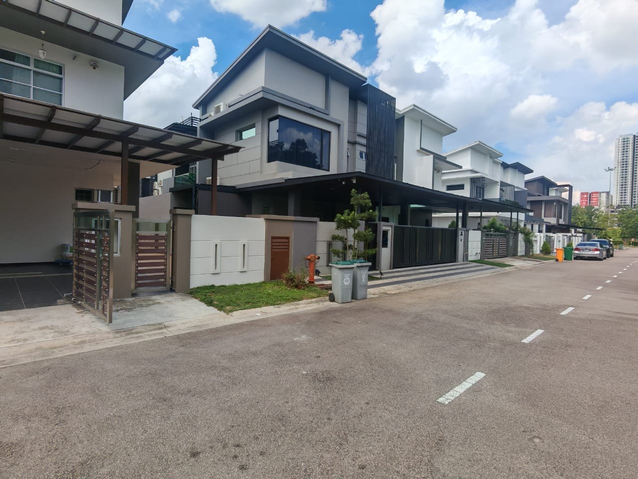 Double Storey Semi-Detached House for Sale / Rent property photo 20