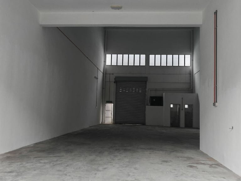 1.5-Storey Terrace Factory For Rent