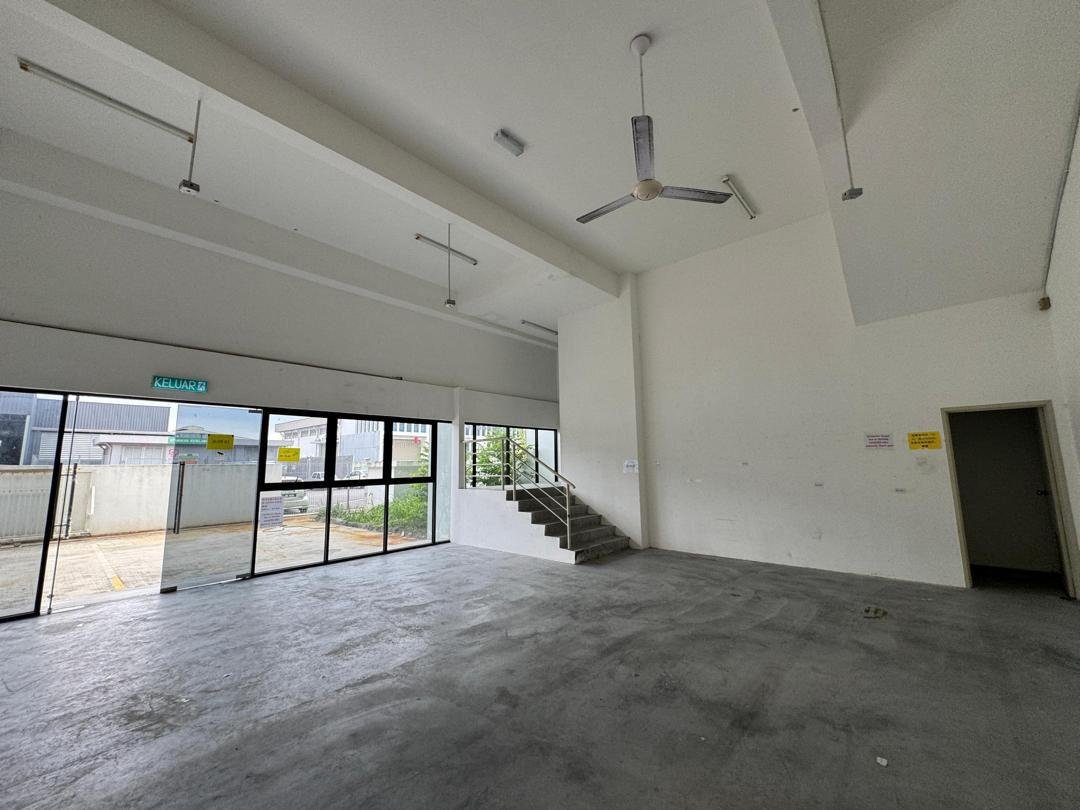 Desa Cemerlang cluster factory for rent 6
