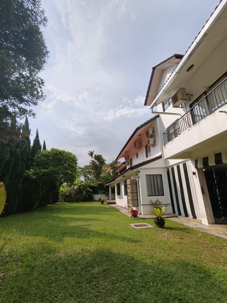 Leisure Farm Resort bungalow house for sale 2