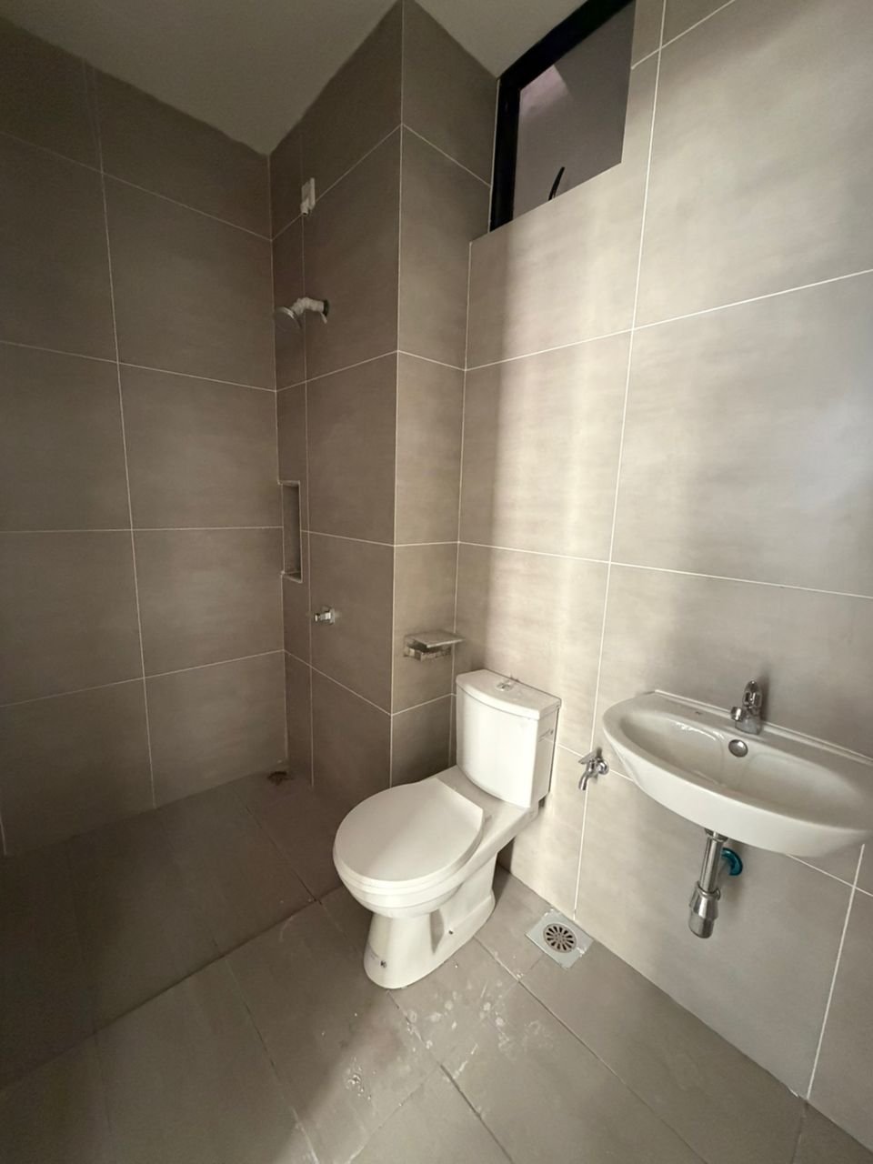 Space Residency serviced apartment for sale 8