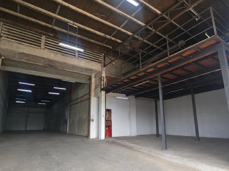 1.5-Storey Terrace Factory For Rent