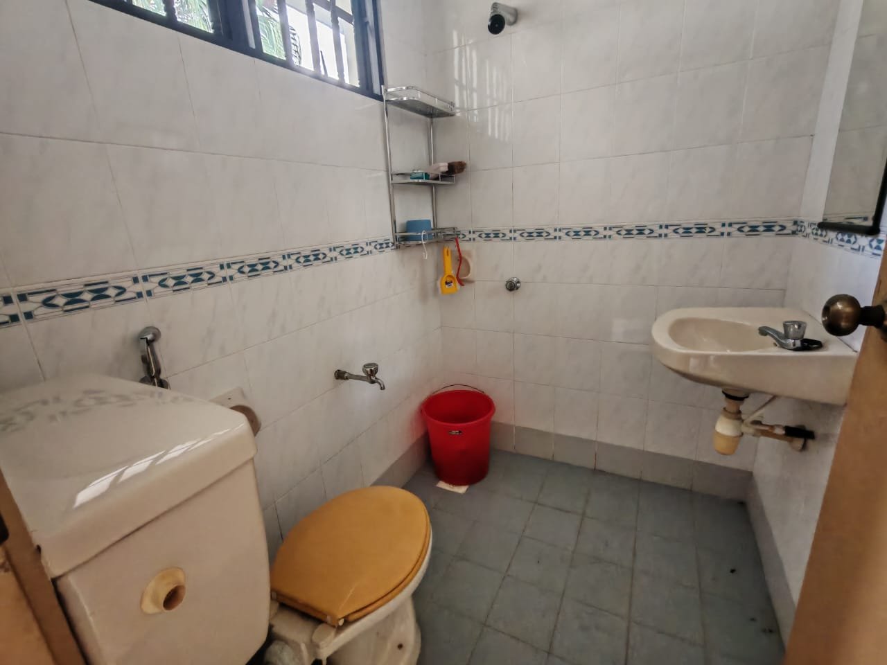 Double Storey Bungalow for Rent property photo 3