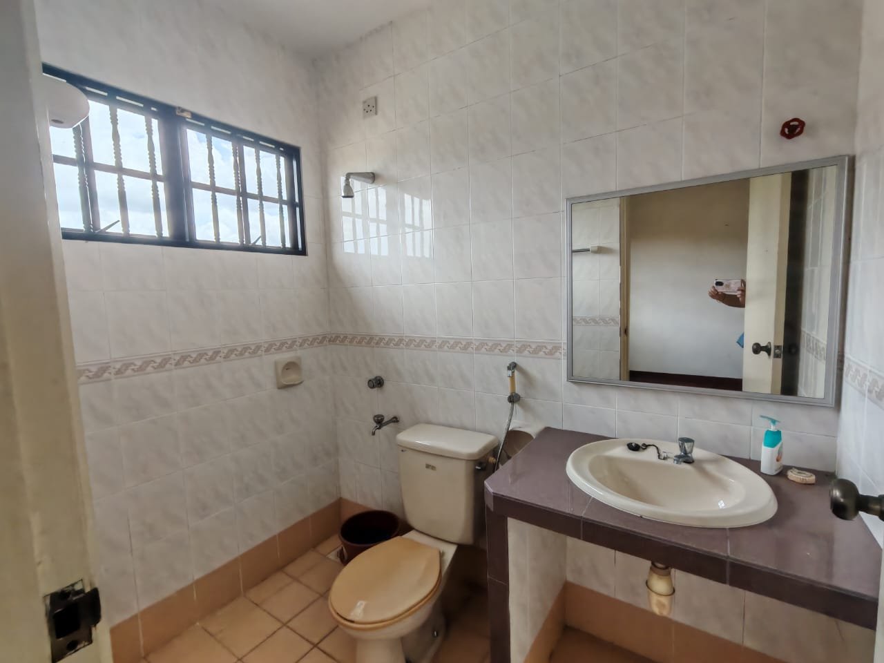 Double Storey Bungalow for Rent property photo 14