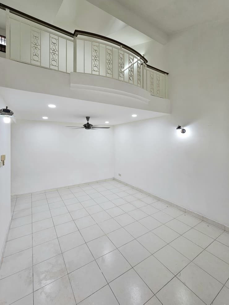 1.5 Storey Terrace House for Sale property photo 2