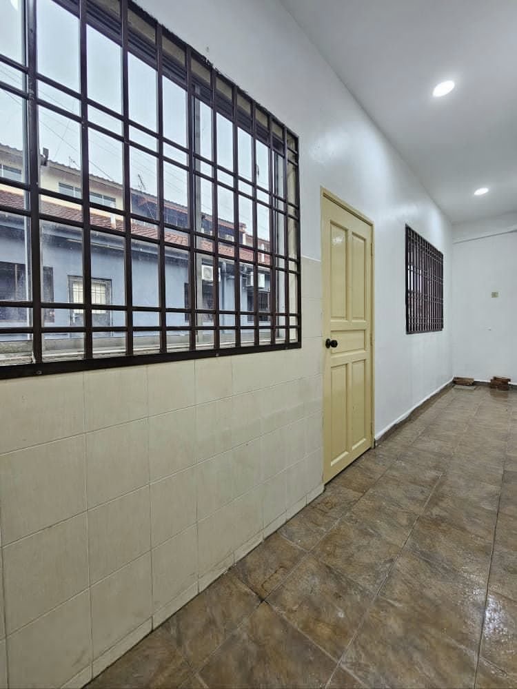 1.5 Storey Terrace House for Sale property photo 6