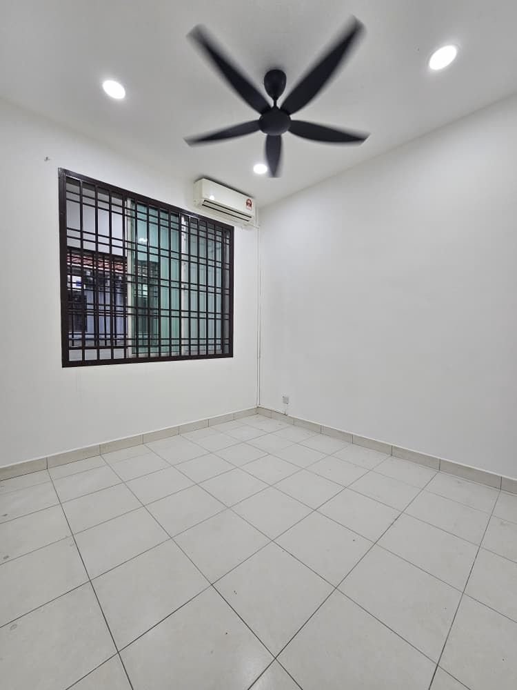 1.5 Storey Terrace House for Sale property photo 15