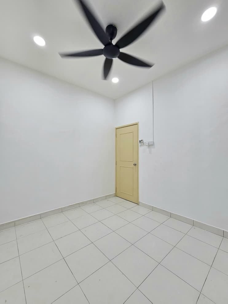 1.5 Storey Terrace House for Sale property photo 16