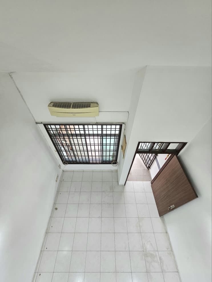 1.5 Storey Terrace House for Sale property photo 17