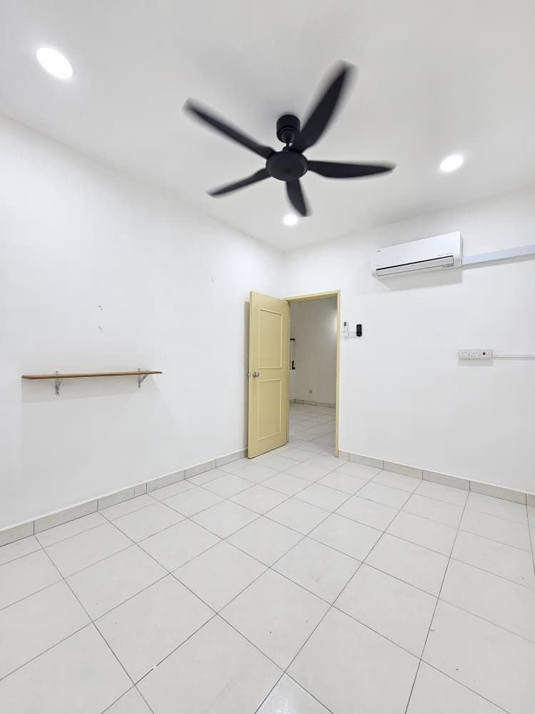 1.5 Storey Terrace House for Sale property photo 18