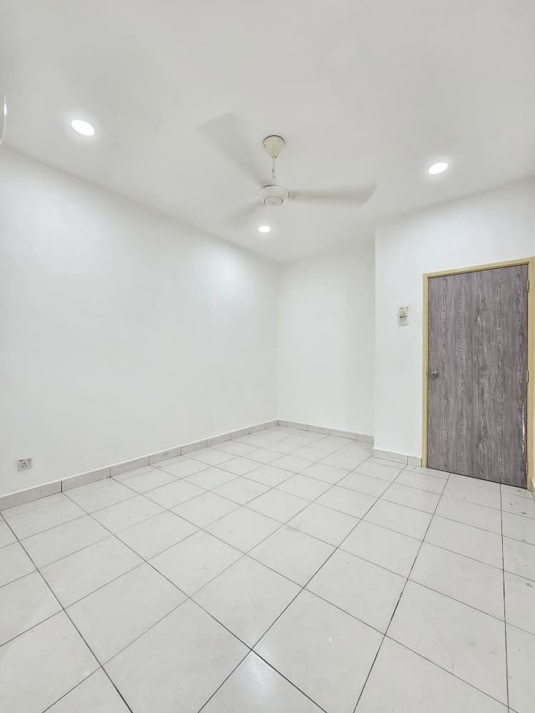 1.5 Storey Terrace House for Sale property photo 21