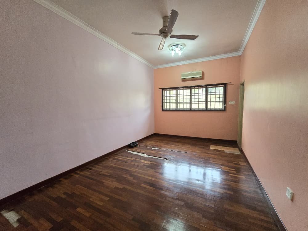 Double Storey Bungalow for Sale property photo 6