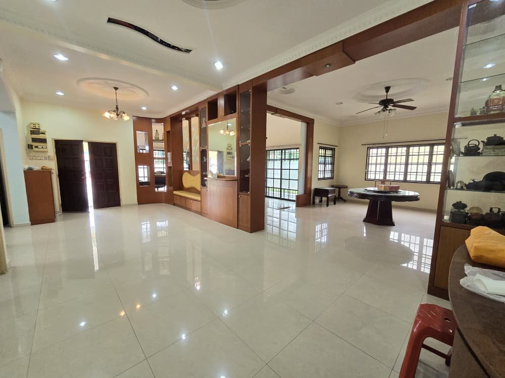 Double Storey Bungalow for Sale property photo 9