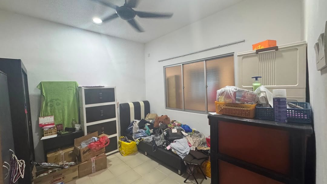 Single Storey Corner Terrace House for Sale property photo 7