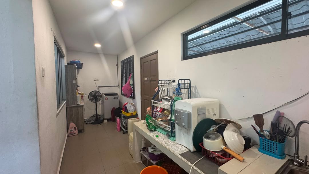 Single Storey Corner Terrace House for Sale property photo 8