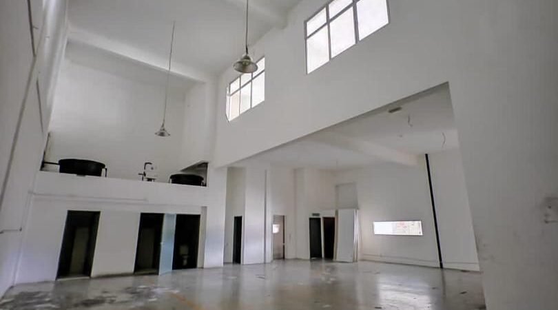 Three Storey Semi-Detached Factory for Rent