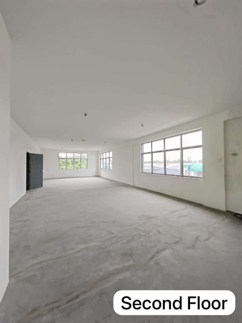 Three Storey Semi-Detached Factory for Rent property photo 3