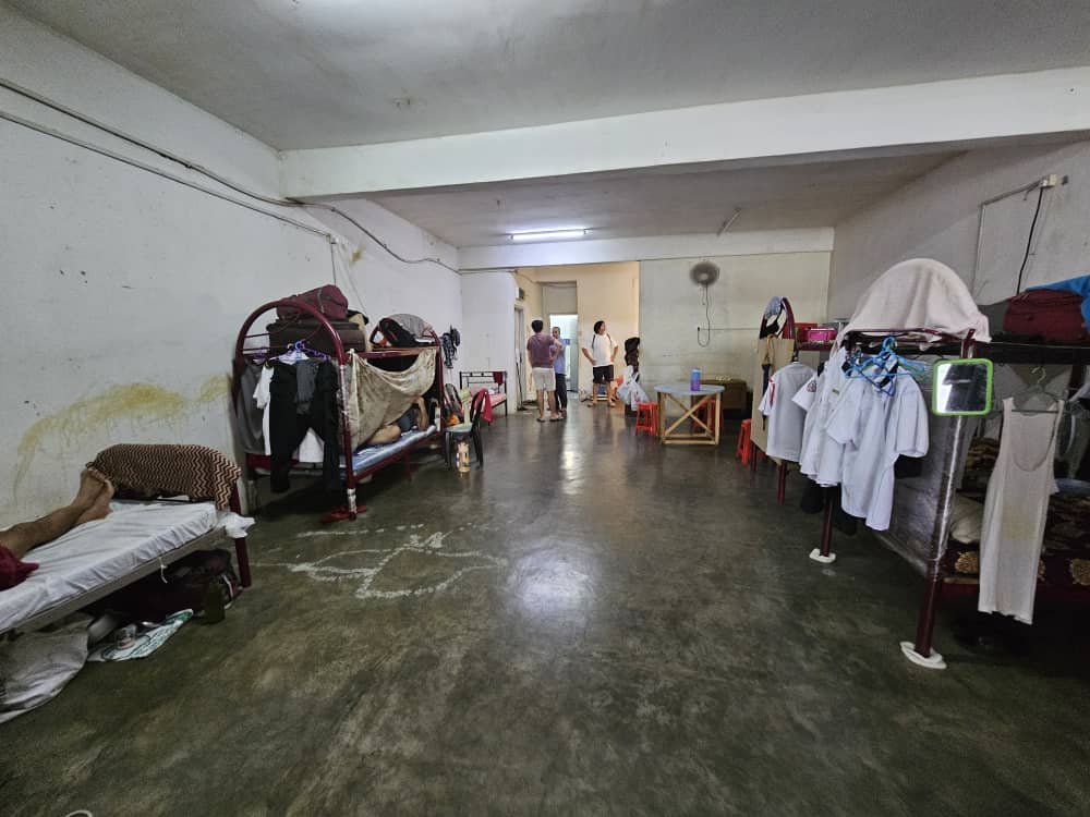 Five Storey Shoplot for Sale property photo 4