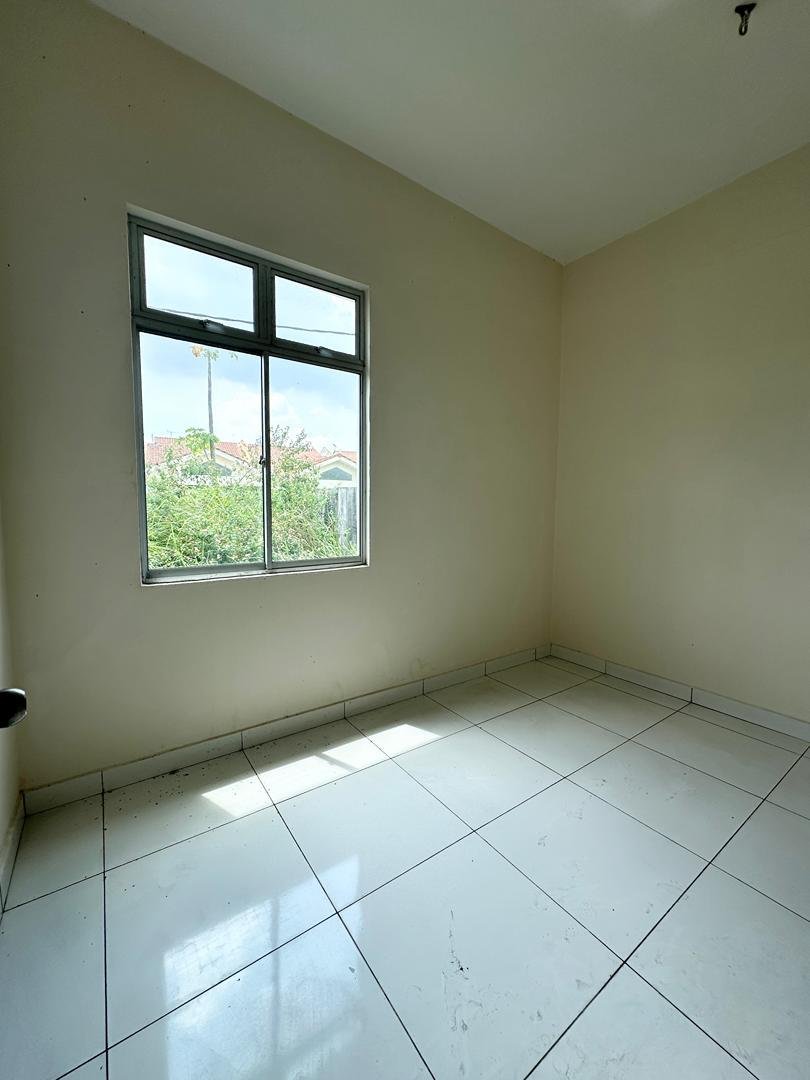 Single Storey Corner House for Sale property photo 1