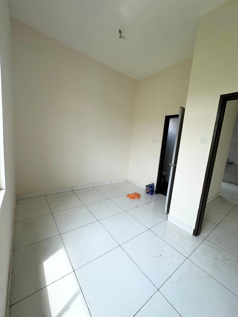 Single Storey Corner House for Sale property photo 2