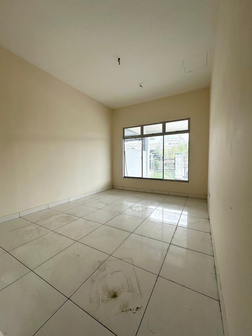 Single Storey Corner House for Sale property photo 9