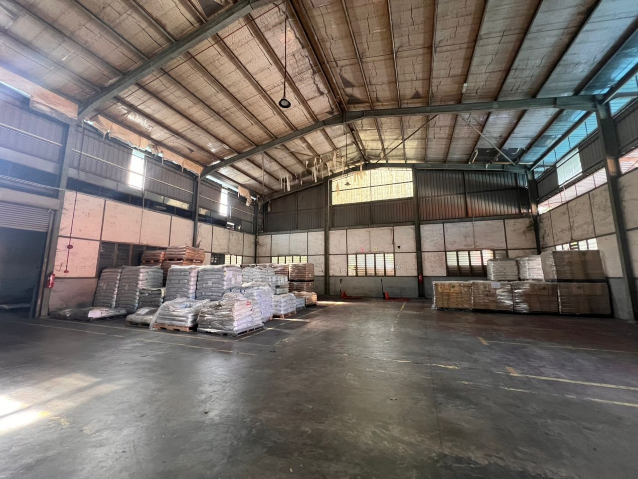 Two Adjoining Factories for Rent property photo 2