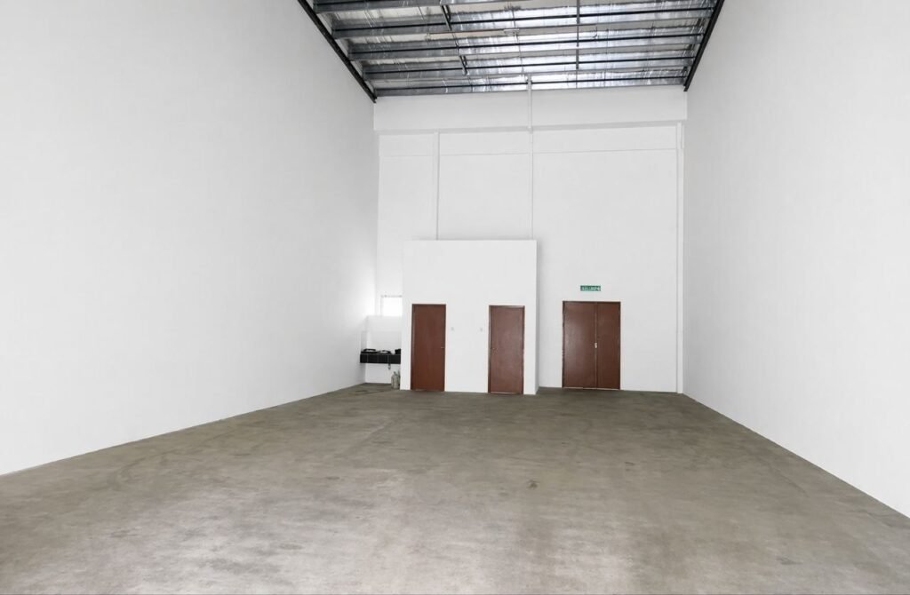 1.5 Storey Terrace Factory for Rent