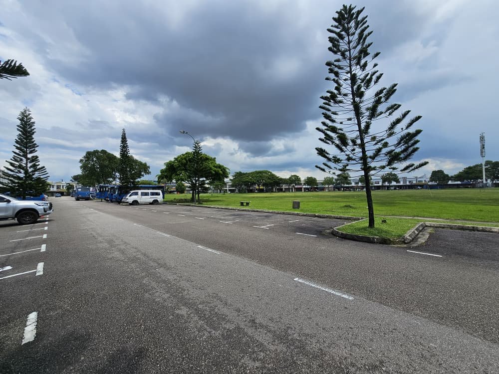 Double Storey Corner Shoplot for Sale property photo 2
