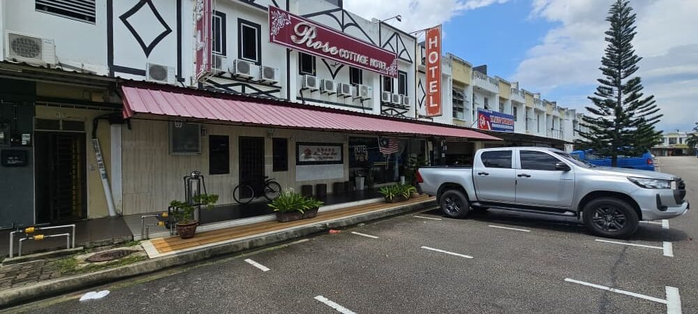Double Storey Corner Shoplot for Sale