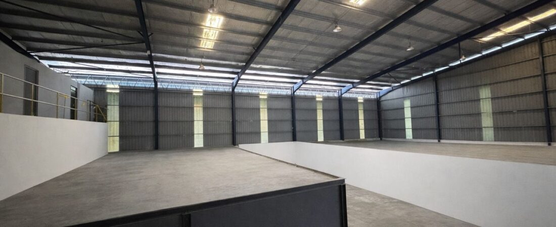 Semi-Detached Factory for Sale