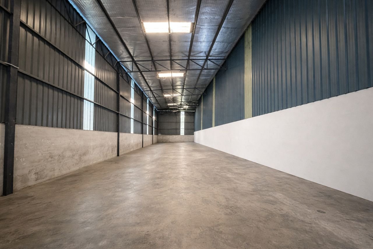 Semi-Detached Factory for Sale property photo 5