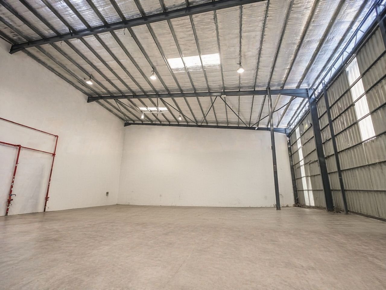 Semi-Detached Factory for Sale property photo 6