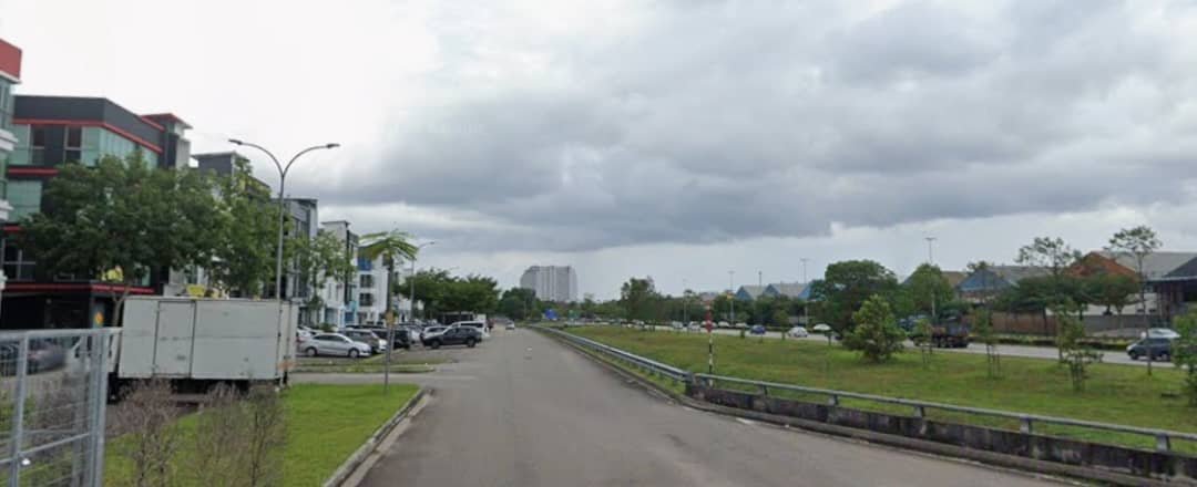 Four Storey Corner Shoplot for Sale property photo 4