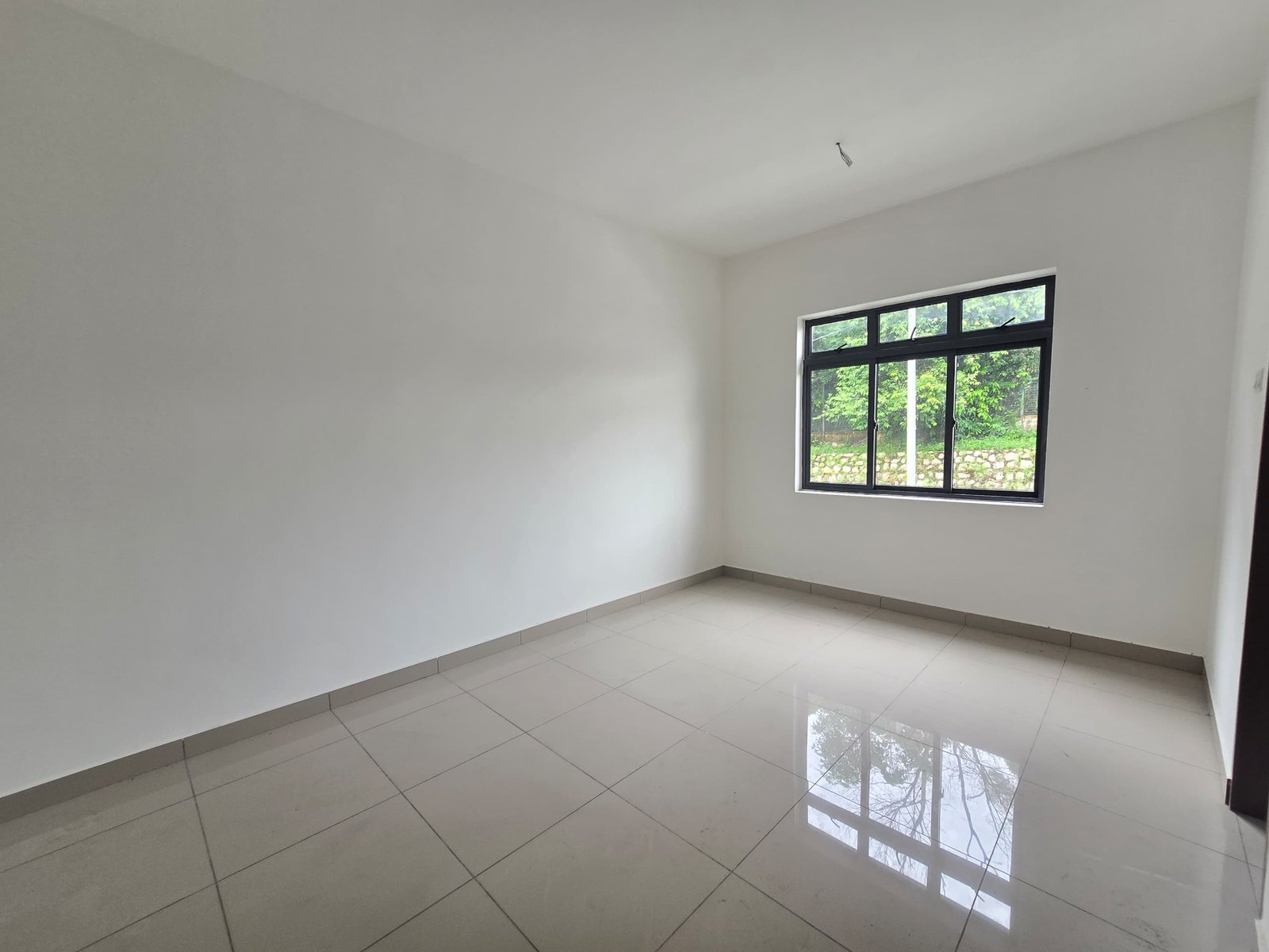 Double Storey Semi-Detached House for Sale property photo 6