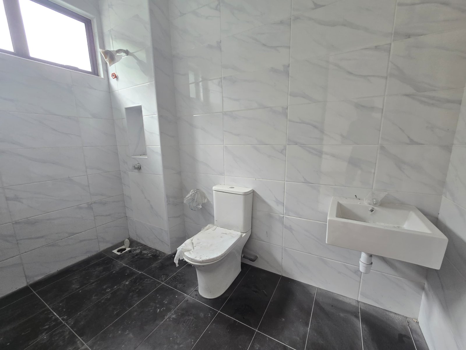 Double Storey Semi-Detached House for Sale property photo 12