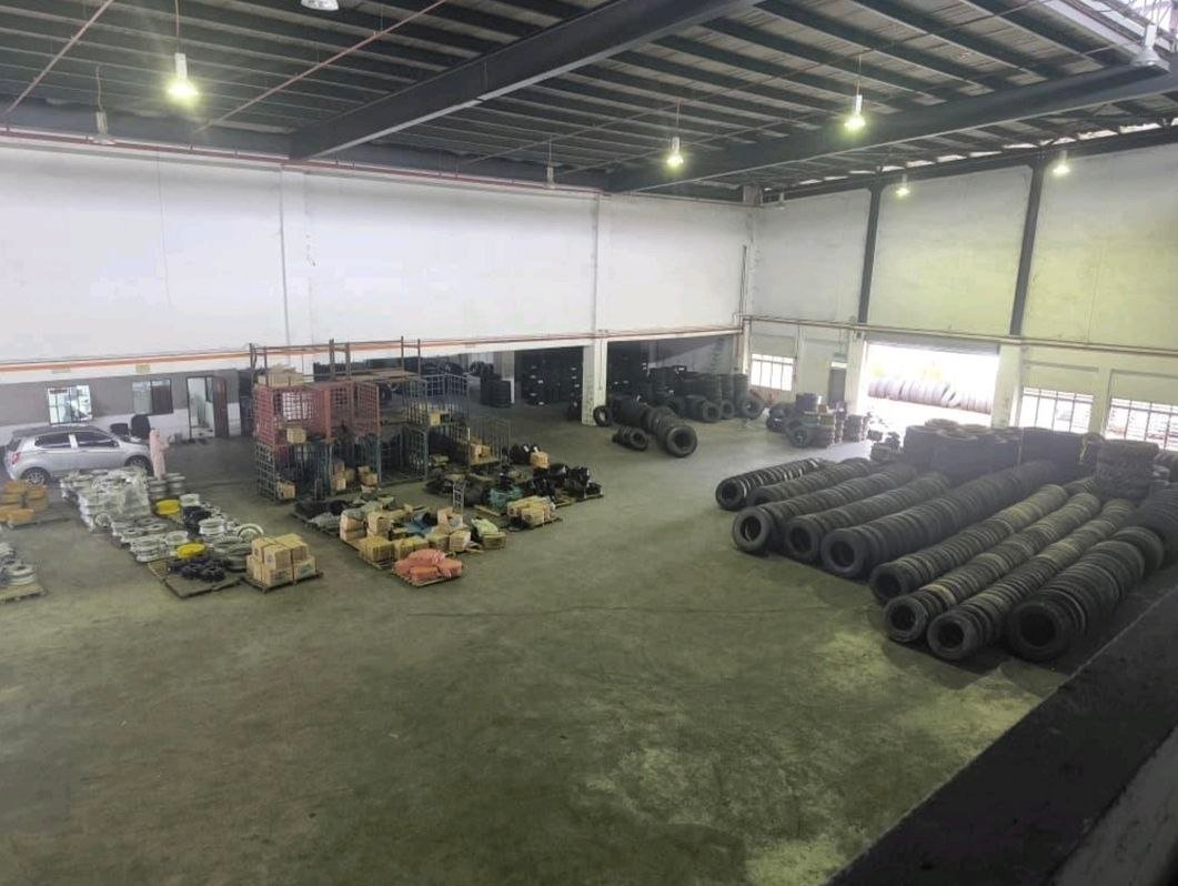 1.5 Storey Detached Factory for Rent property photo 4