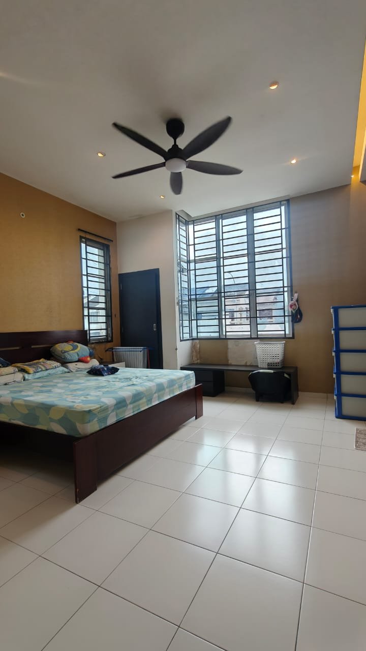 Double Storey End Lot Terrace House for Sale property photo 10