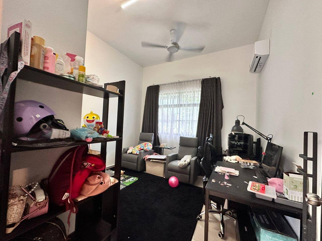 The Borough Double Storey Terrace House for Rent property photo 10