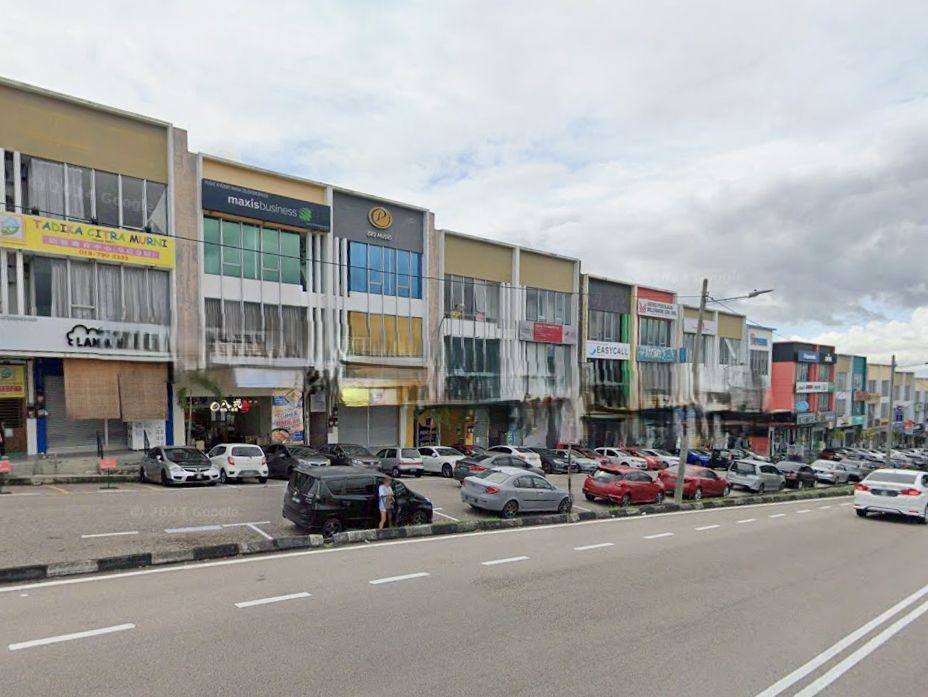 Three Storey Shoplot for Sale