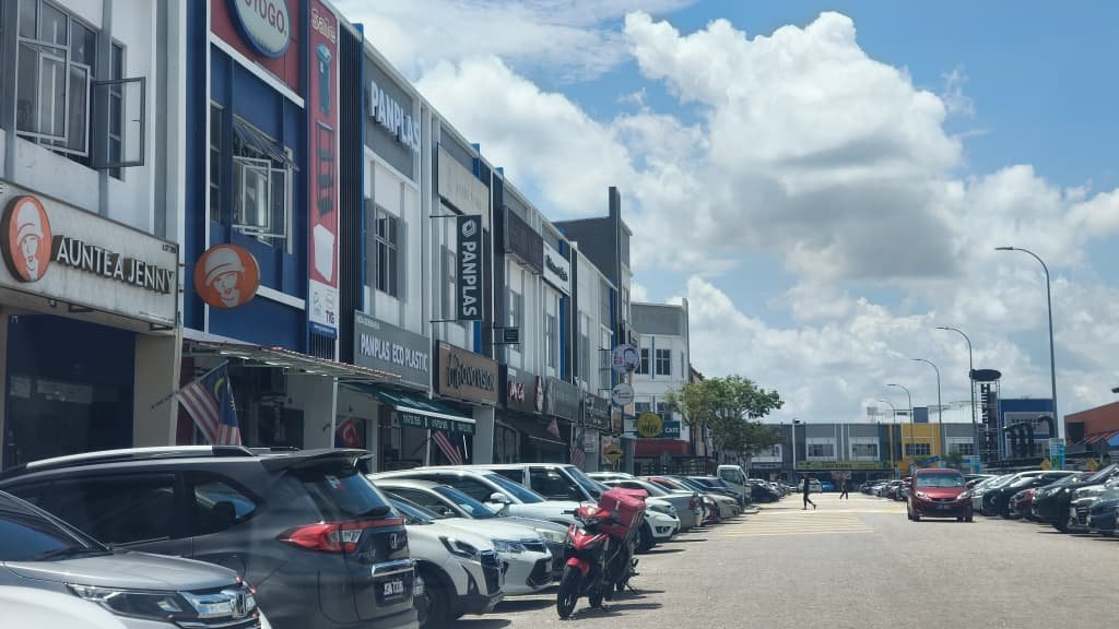 Double Storey Shoplot for Sale